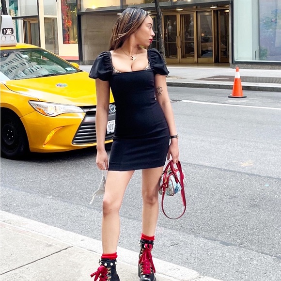 Meet your Posher, Jade - Picture 1 of 1